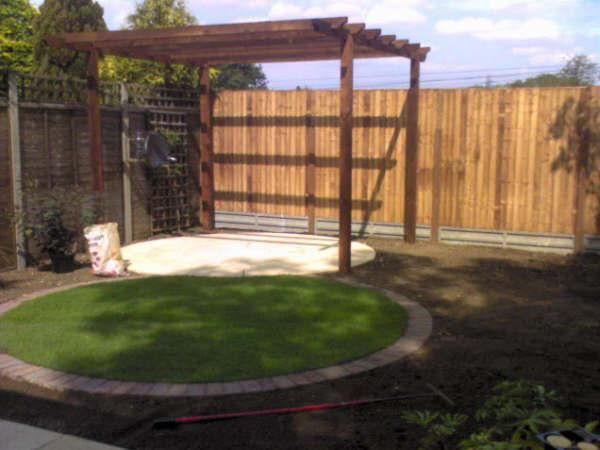 Fence and pergola Hatfield